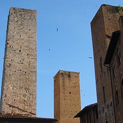 Middeleeuws dorp San Gimignano in Toscane